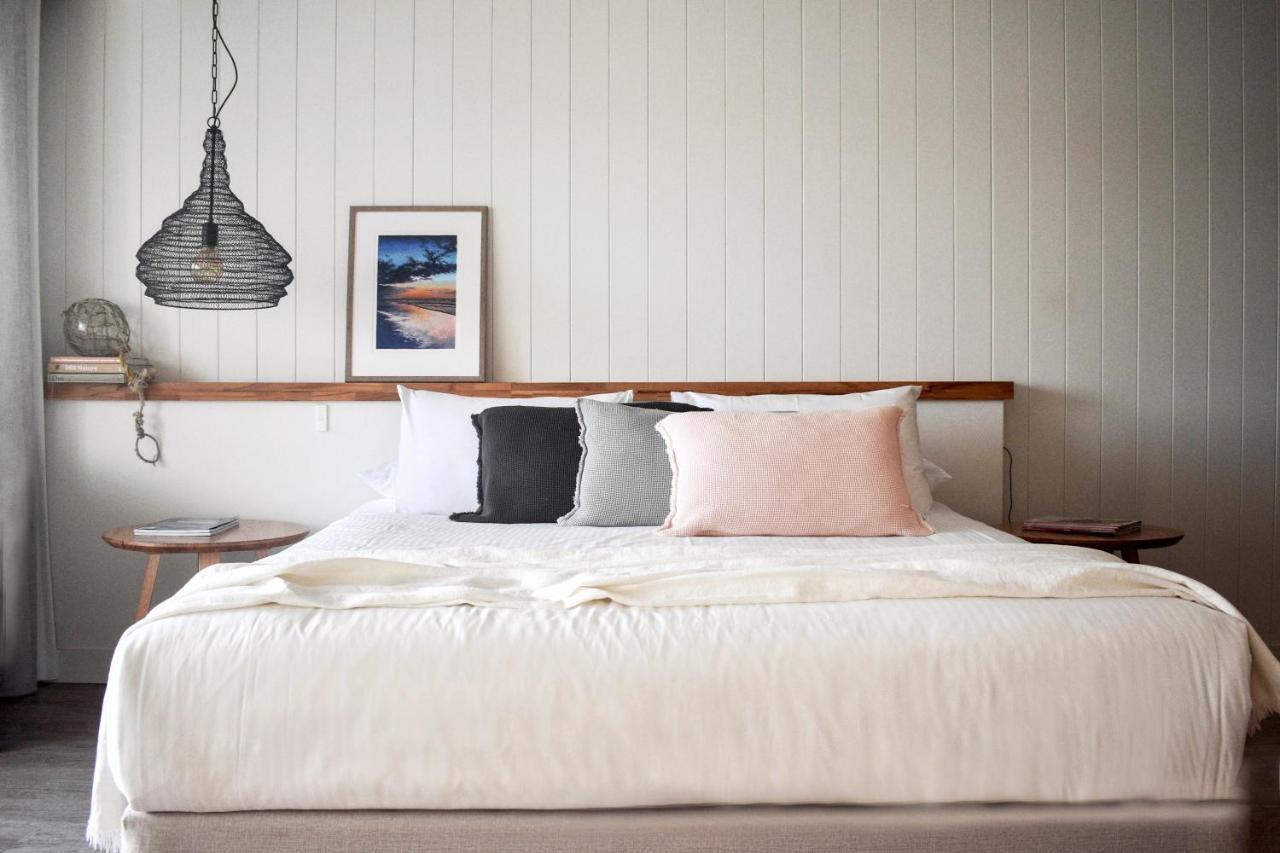 Bay Breeze Boutique Accommodation Батманс-Бэй Экстерьер фото