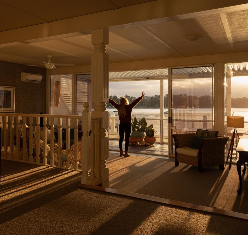 Bay Breeze Boutique Accommodation Батманс-Бэй Экстерьер фото