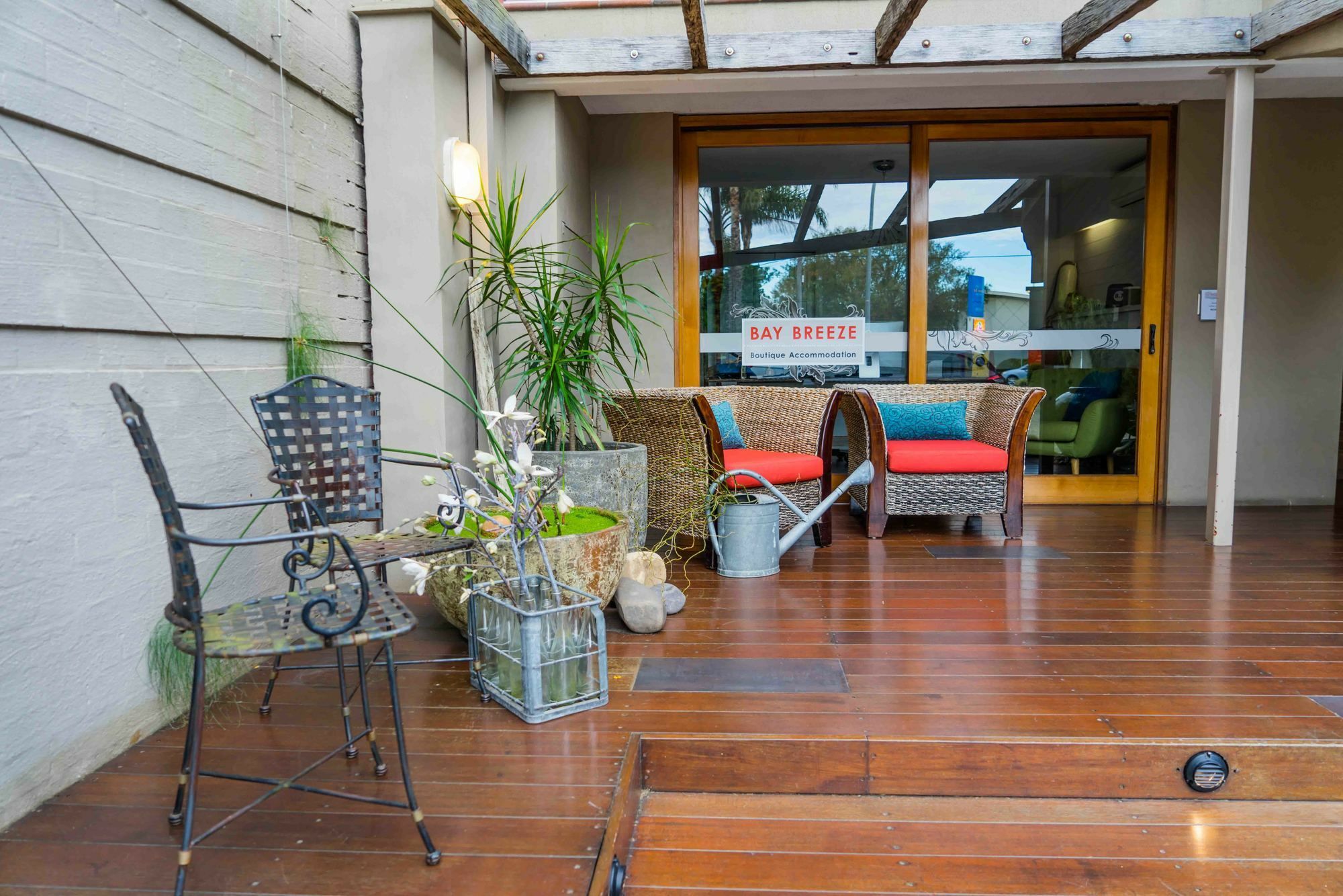 Bay Breeze Boutique Accommodation Батманс-Бэй Экстерьер фото